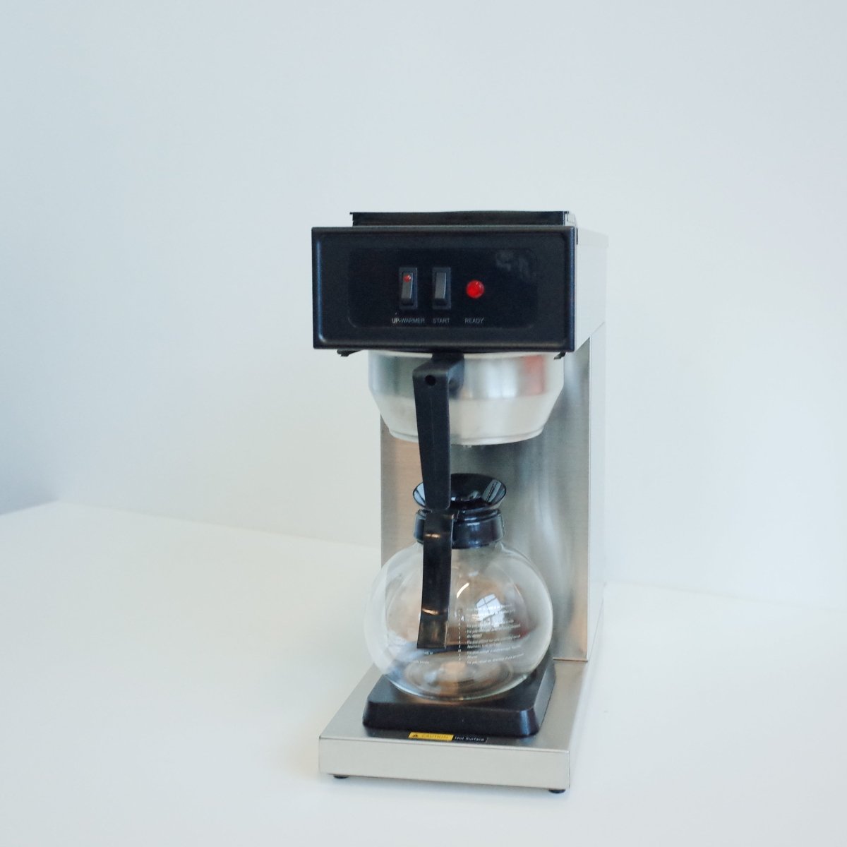 Classic Series Commercial Coffee Brewer — Manual Fill - Café Liégeois Canada Inc.